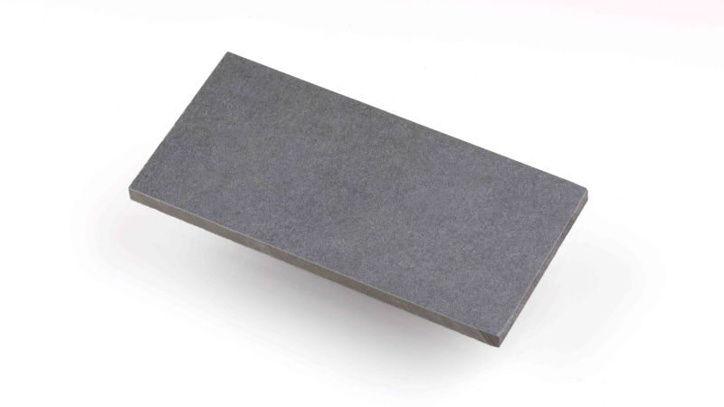 Komprimiertes Papier - natürliche Materialien und 100% recycelt