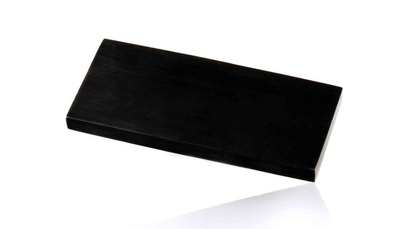 Schwarze Büffelhornplatten aus Indien: Ein edles Material für Ihre Kreationen