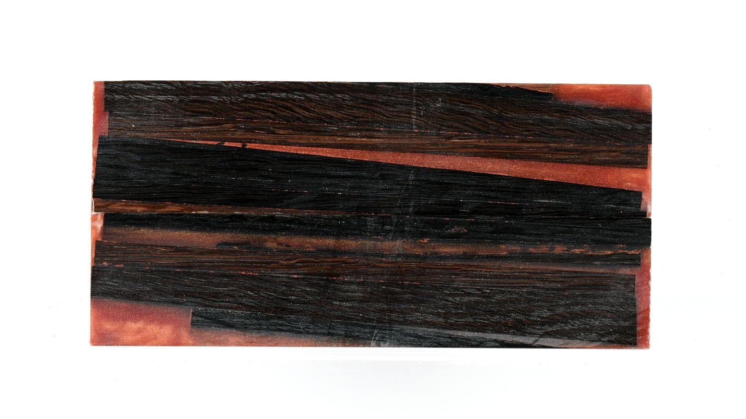 21090333