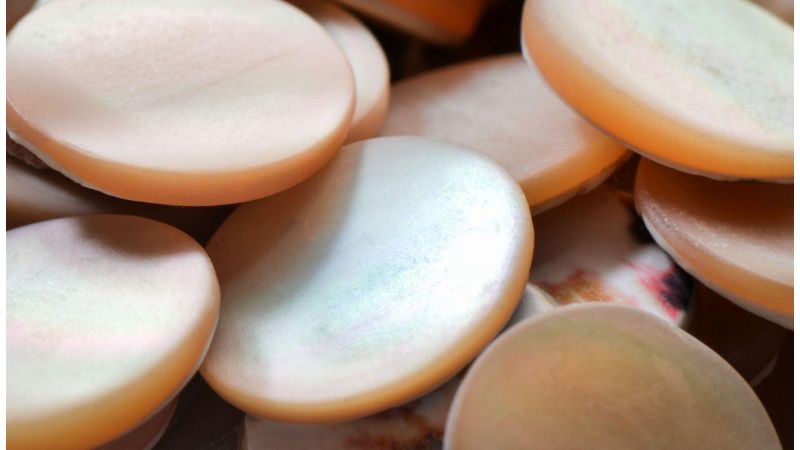 Mother-of-pearl: white, black, yellow (set of 100grs)