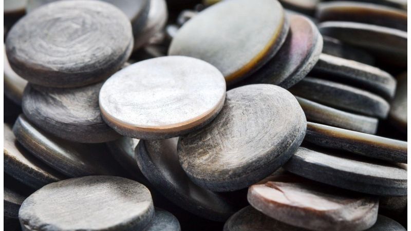 Mother-of-pearl: white, black, yellow (set of 100grs)