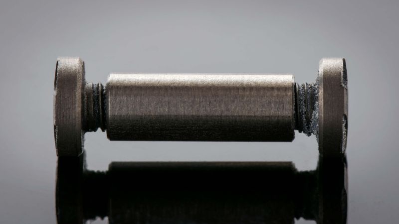 Pivot torx tête hélicoïdale