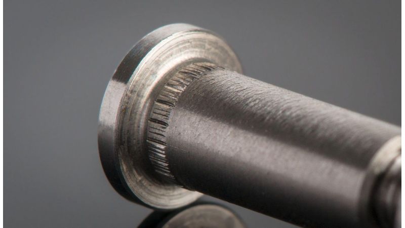 Rivet corby torx  6 mm moletee