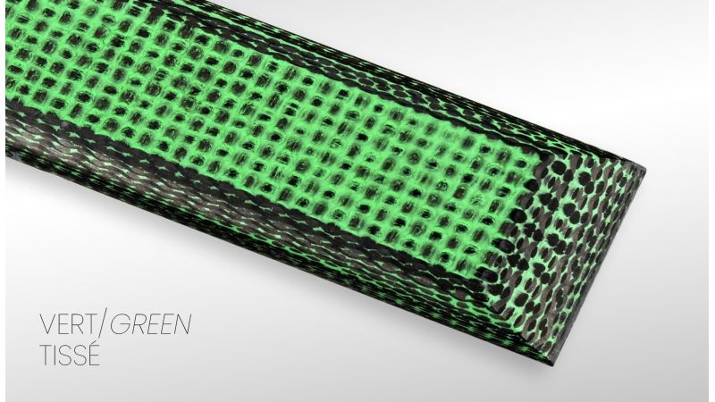 Fibre de carbone tissé noir et coloré - classique : résistant et léger