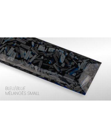 Carbones mélangés - Petit fragment de carbone et résine époxy