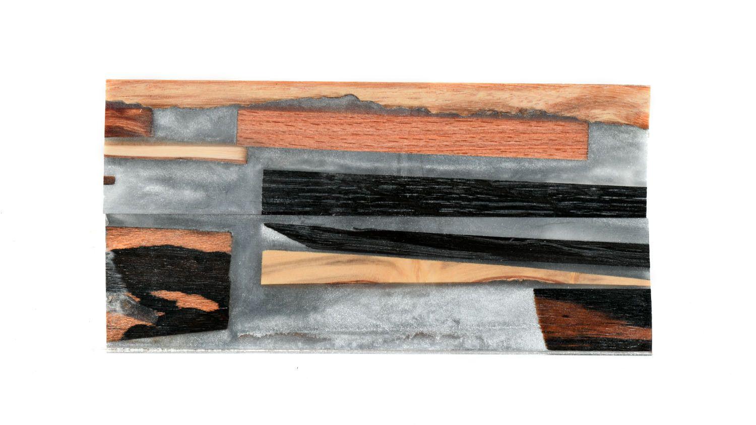 22091256