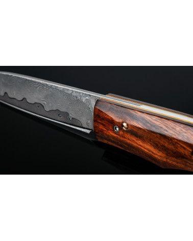 Arizona ironwood handle: a high-quality natural material for knife making 2