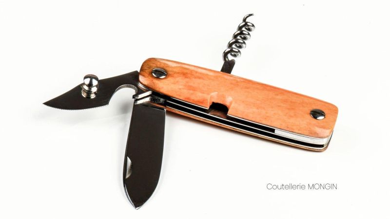 South African Giraffe bone handles - Black - CITES FR2504800024-I - Giraffa camelopardalis.