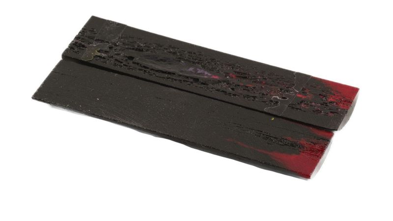 Manico di Os di Cammello Stabilizzato Rosso/Nero