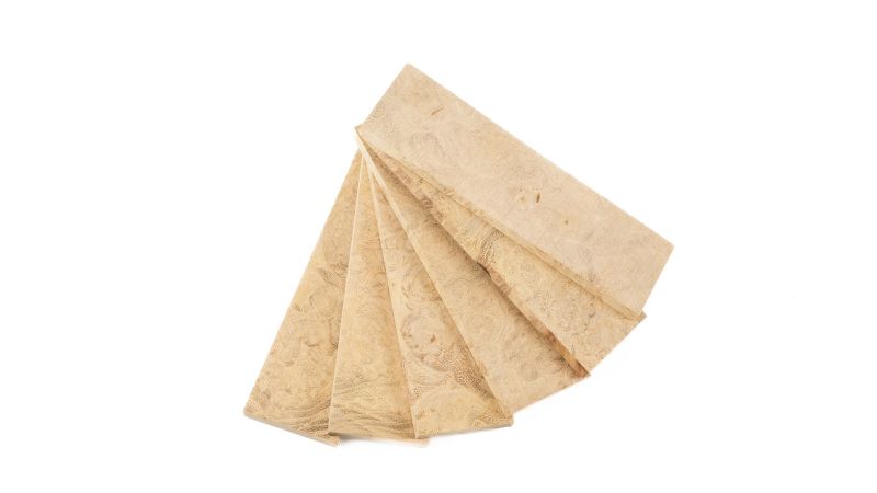 Manches et blocs de loupe de Robinier pour Coutellerie – Robustesse et Élégance Naturelle