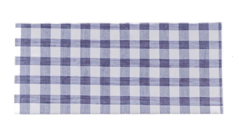 Einschlussplatte, Vichy-Karo-Stoff, weißer Hintergrund
