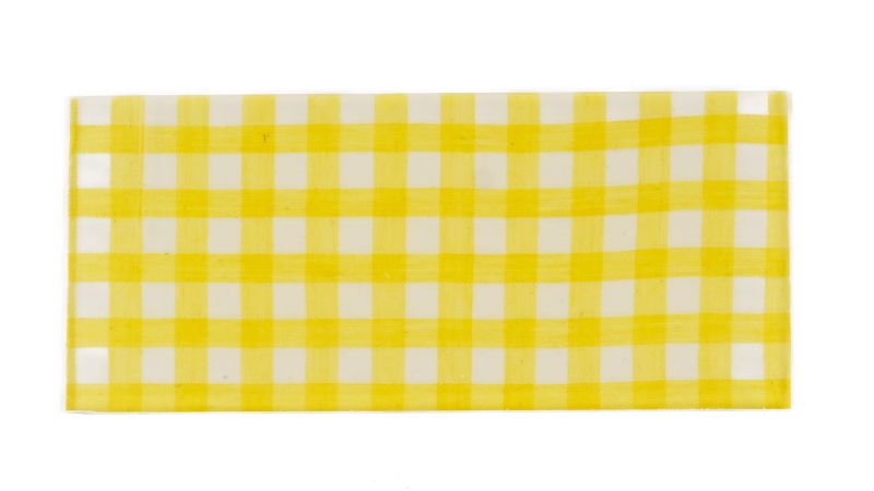 Inclusion plate, gingham fabric, white background