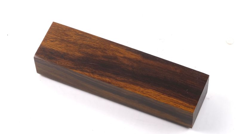 Bloc de bois de fer