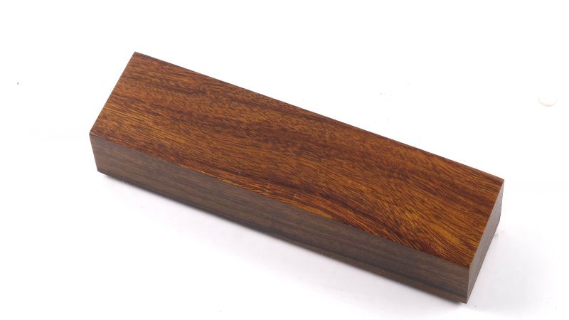 Bloc de bois de fer